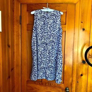 HALOGEN lightweight sleeveless dress in a black and white print on blue. Size 1X